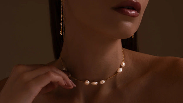 مجوهرات مطلية بالذهب من لاروشا